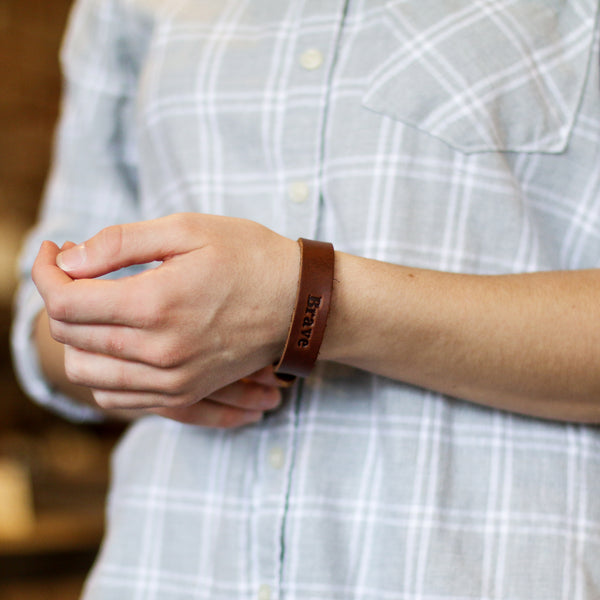 Sunburst Leather Cuff Bracelet : Hand Stitched With Fine Leatherworking  Skills. Best Quailty Made in New York USA 