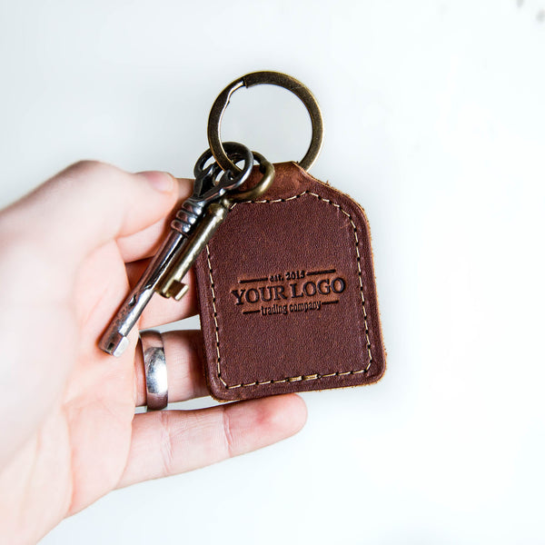 Insignia Leather Charm Key Ring in Tan