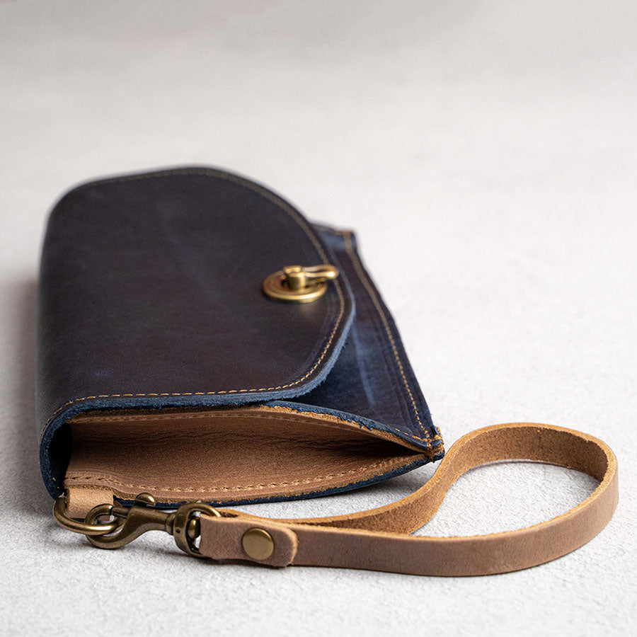 Wallyns Patent Leather Clutch Classic Purse Wallet, Evening Bag Handbag  With Flannelette Black: Handbags