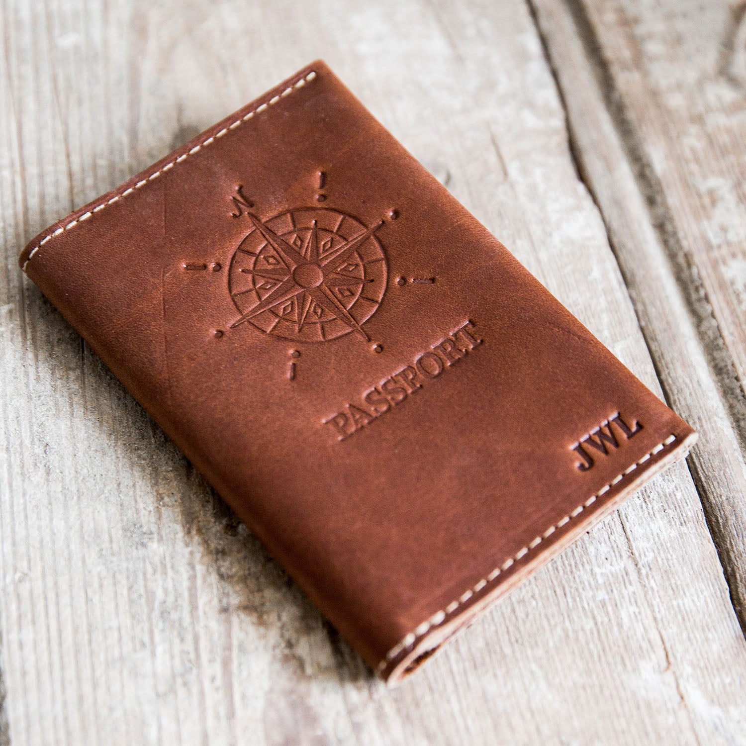 Passport Holder in 100% recycled leather - Miss Wood – Misswood