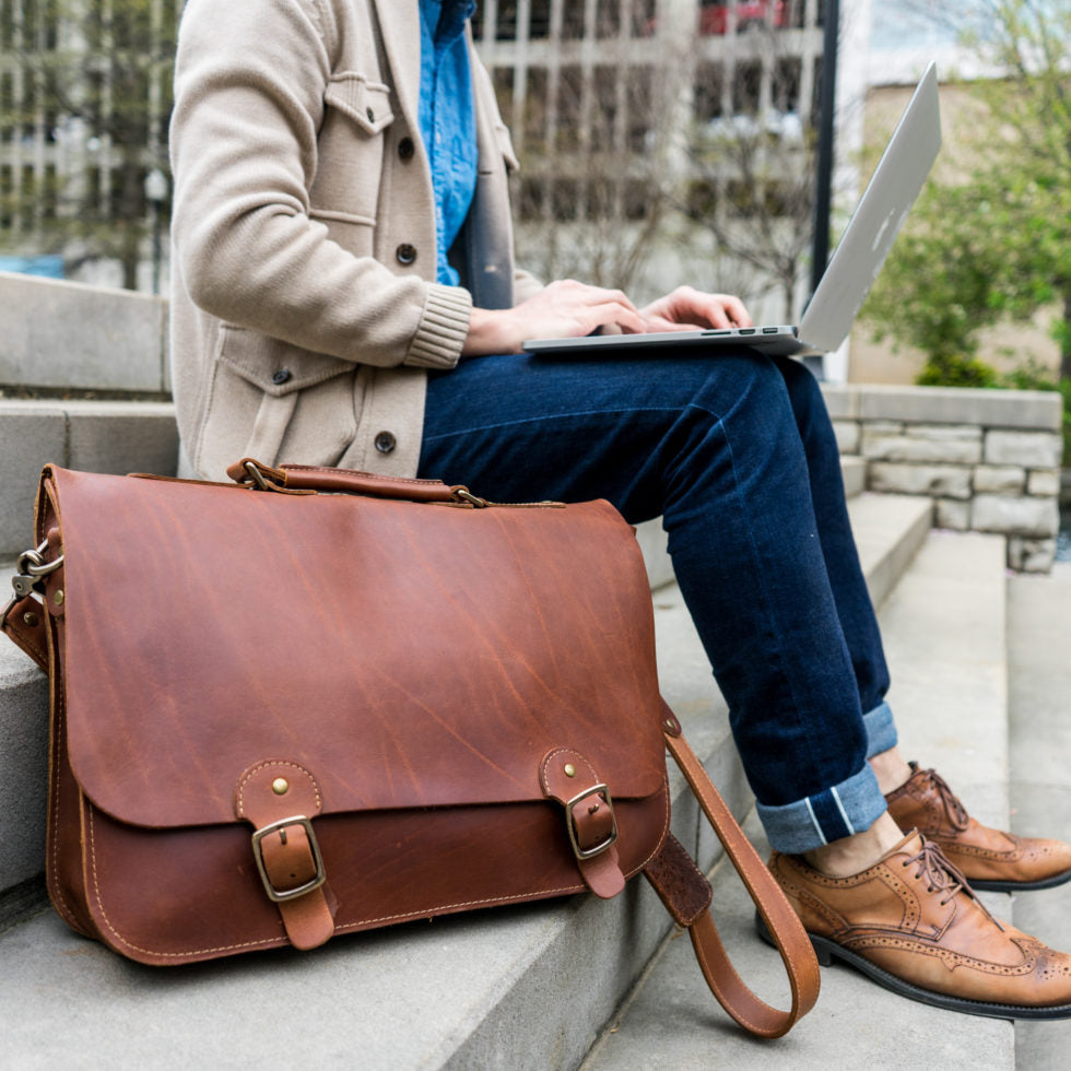 Men's Leather Bags - Laptop & Shoulder Bags - Thursday
