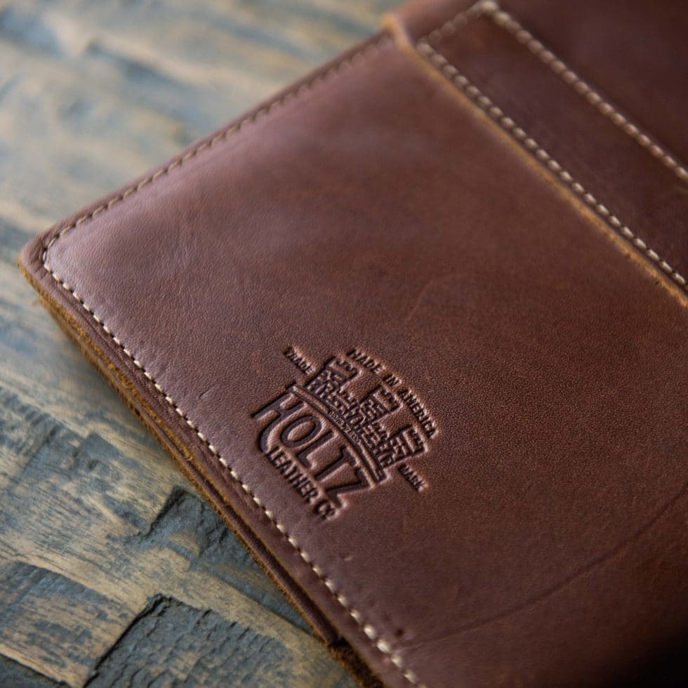 Men's leather with square custom engraving – MONA BELLA CUSTOM